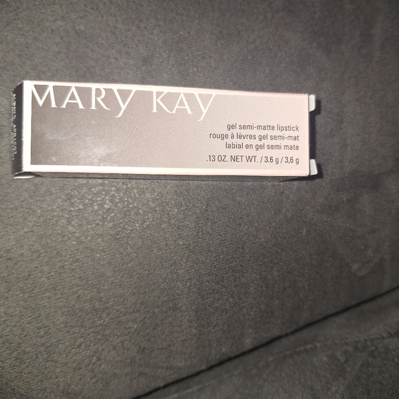 Brand New Mary Kay gel- semi- matte lipstick in always apricot! - Picture 4 of 4
